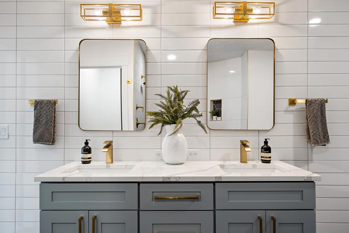 bathroom with elongated subway tile